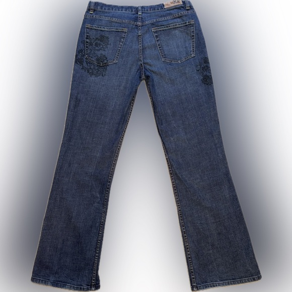 express || X2 denim laboratories - flared / bootcut jeans w rhinestone details - Picture 2 of 4